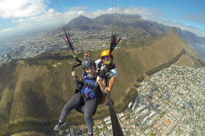 Tandem Paragliding Flight - Seven to 20 Minutes in the Cape Town Sky