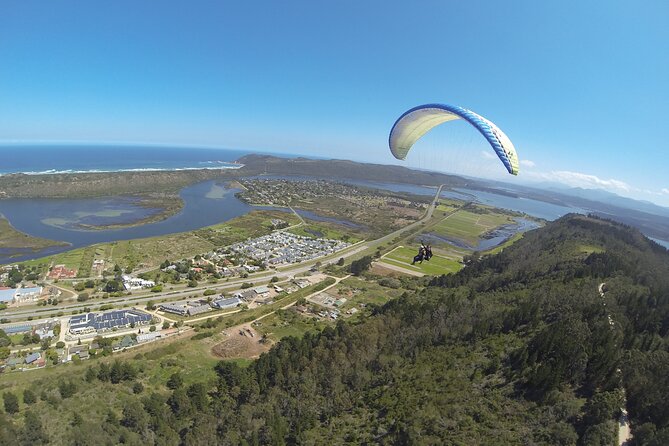Tandem Paragliding Instructional Flights in Garden Route - Who will enjoy this most