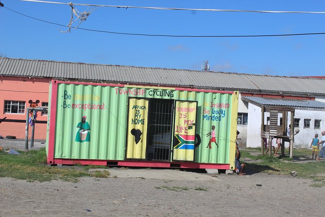 Township - Langa - Apartheid Museum Plus Arts and Culture Tour - Forced removals and the District Six connection