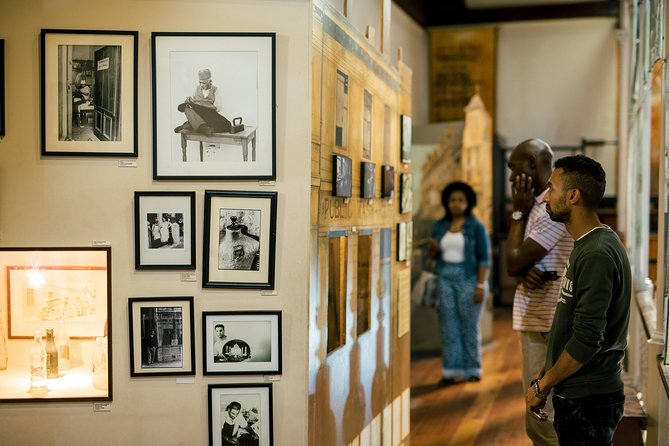 Township Tour District 6 Museum Robben Island drop off at hotel - The midday break and the move to the Waterfront