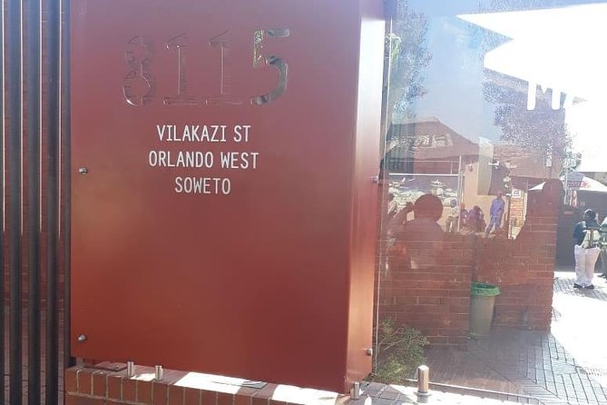 Ultimate Johannesburg Tour - Mandela Square and the northern-city viewpoint