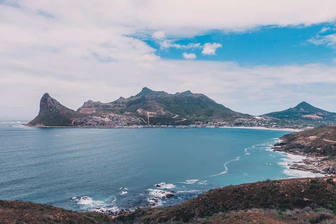 Urban Safari in Cape Town - Noordhoek brings wine, mountains, and sea