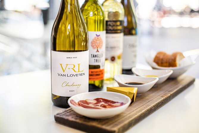Van Loveren Avant-garde food & wine pairing experiences - Choosing between cheese, chocolate, and family pairings