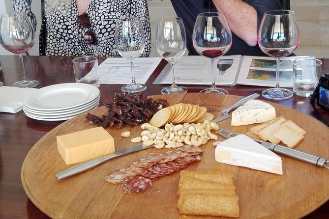 Wijntoer - Reserve tour with a winemaker! - Mitre’s Edge and a personal start with Lola
